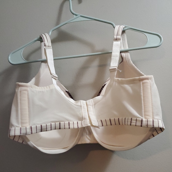 Cacique Bra - Picture 3 of 10